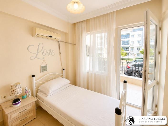 Image No.21-3 Bed Apartment for sale