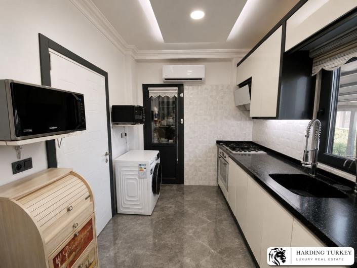 Image No.5-3 Bed Semi-Detached for sale