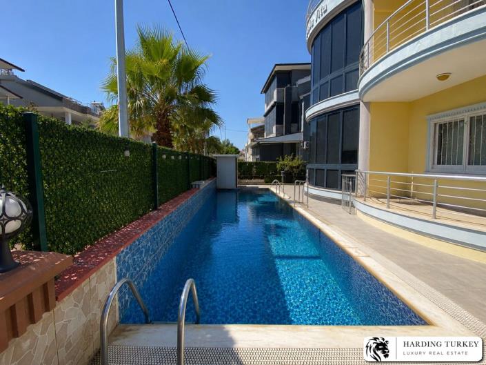 Image No.28-3 Bed Semi-Detached for sale