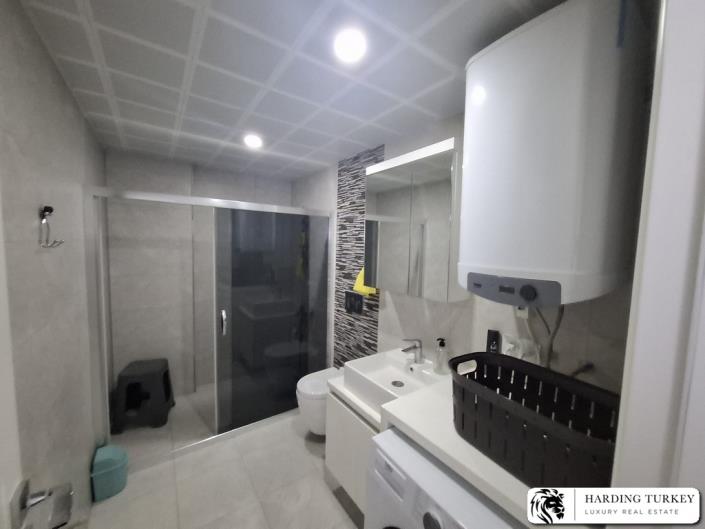 Image No.18-4 Bed Semi-Detached for sale