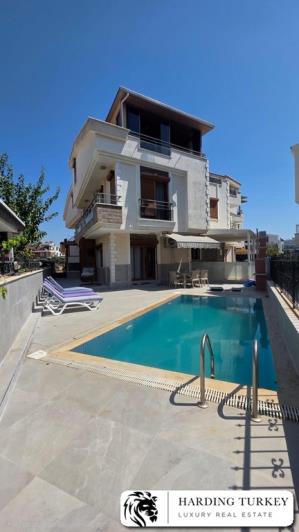 Image No.2-4 Bed Semi-Detached for sale