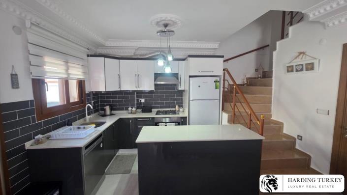 Image No.6-4 Bed Semi-Detached for sale