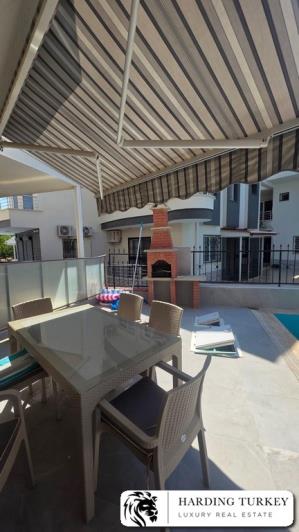 Image No.4-4 Bed Semi-Detached for sale