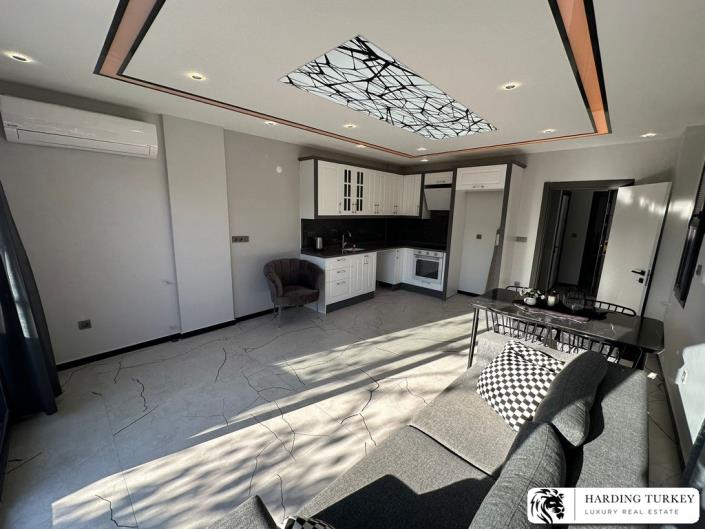 Image No.8-3 Bed Semi-Detached for sale