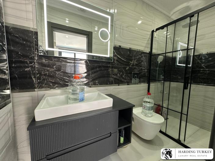 Image No.22-3 Bed Semi-Detached for sale