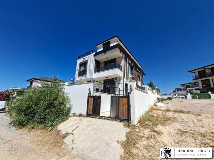 Image No.4-3 Bed Semi-Detached for sale