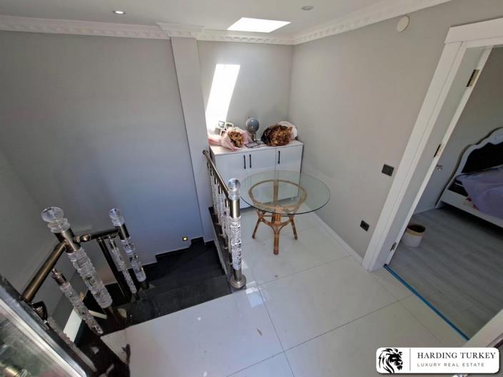 Image No.19-3 Bed Semi-Detached for sale