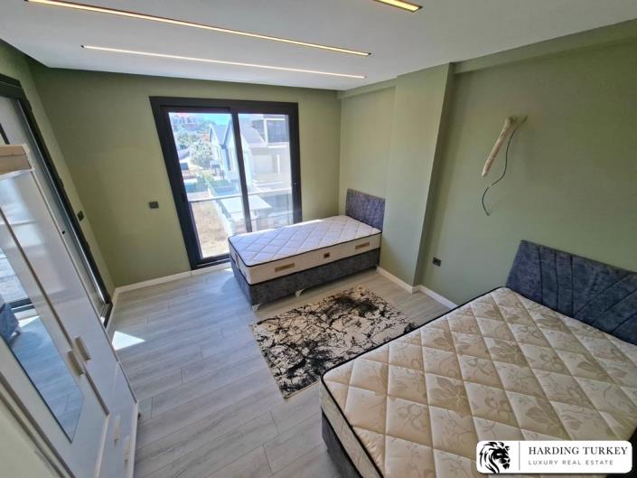 Image No.25-3 Bed Semi-Detached for sale
