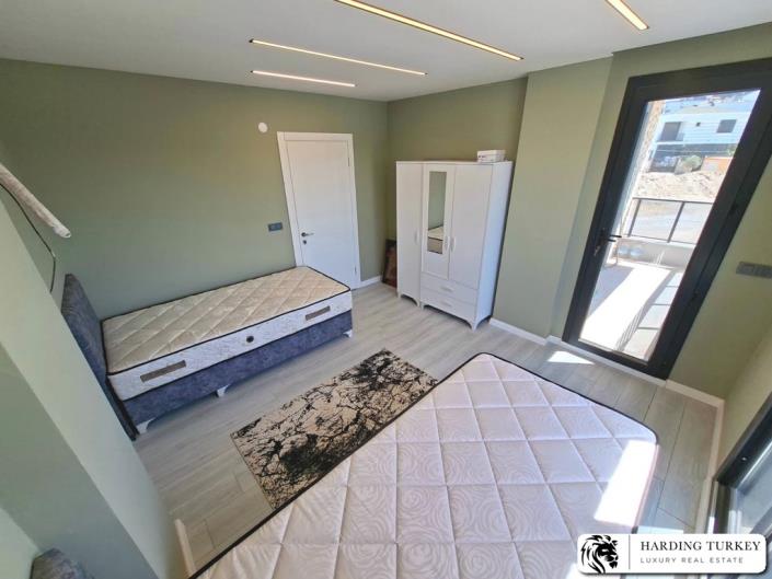 Image No.27-3 Bed Semi-Detached for sale