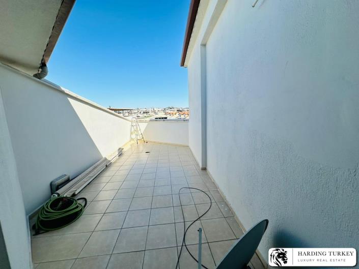 Image No.25-3 Bed Duplex for sale