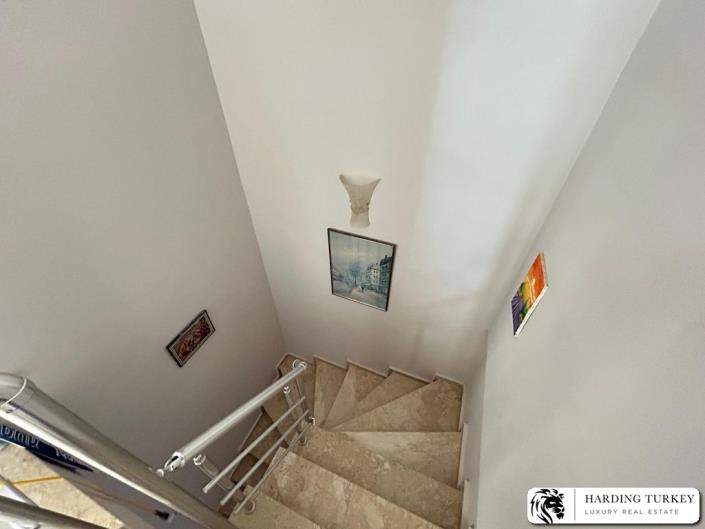 Image No.28-3 Bed Duplex for sale