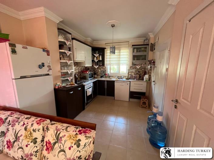 Image No.16-3 Bed Semi-Detached for sale