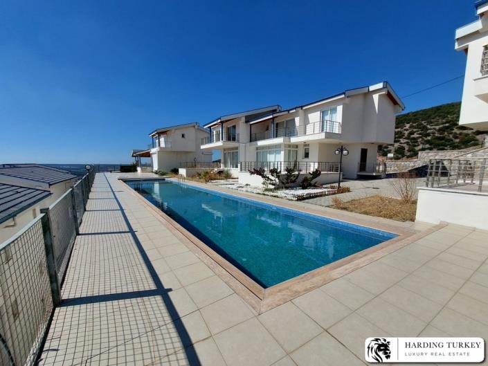 Image No.2-3 Bed Semi-Detached for sale