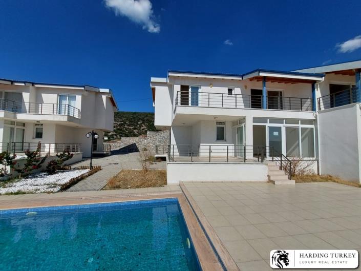 Image No.4-3 Bed Semi-Detached for sale