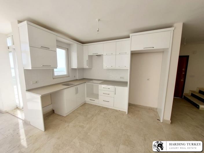 Image No.15-3 Bed Semi-Detached for sale