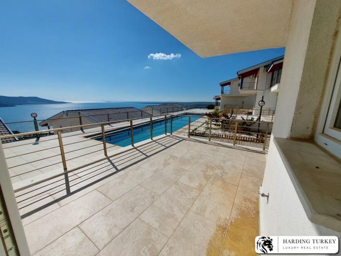 Image No.18-3 Bed Semi-Detached for sale