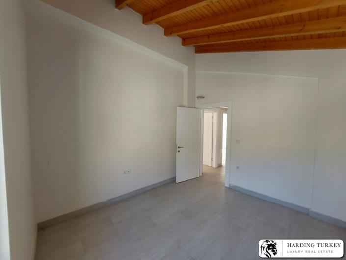 Image No.23-3 Bed Semi-Detached for sale