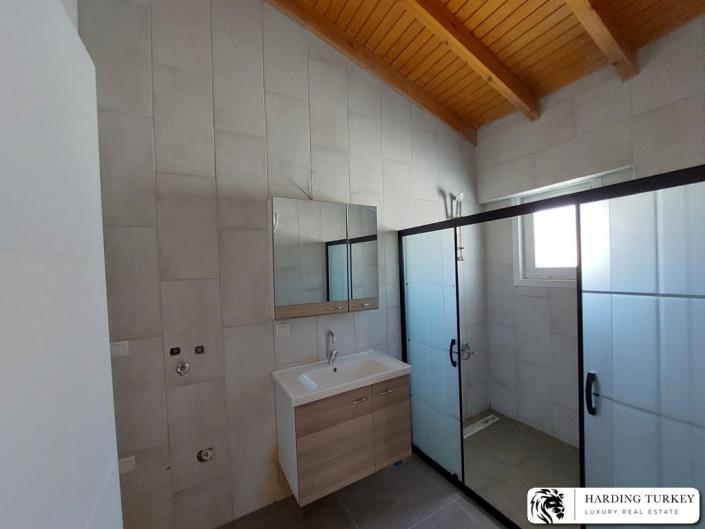 Image No.27-3 Bed Semi-Detached for sale