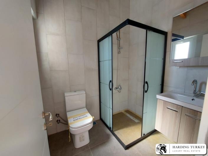 Image No.30-3 Bed Semi-Detached for sale