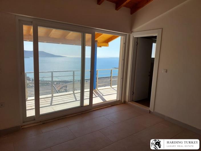 Image No.31-3 Bed Semi-Detached for sale