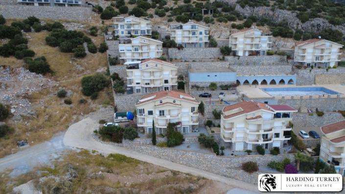 Image No.11-4 Bed Duplex for sale