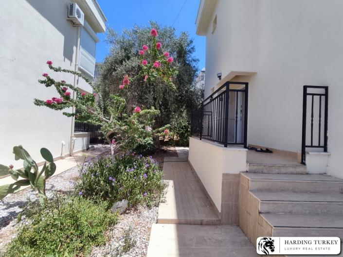 Image No.8-4 Bed Villa / Detached for sale