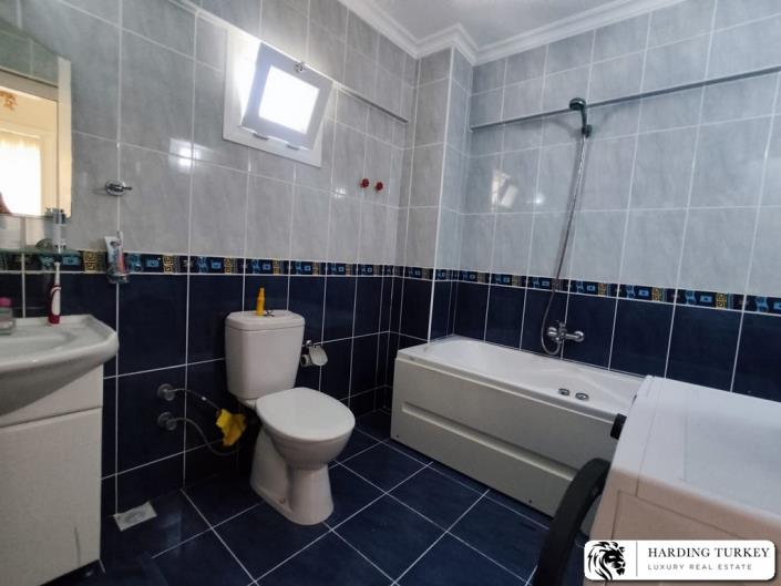 Image No.21-4 Bed Villa / Detached for sale