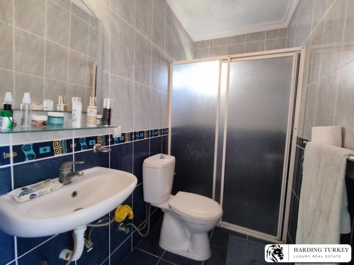 Image No.24-4 Bed Villa / Detached for sale