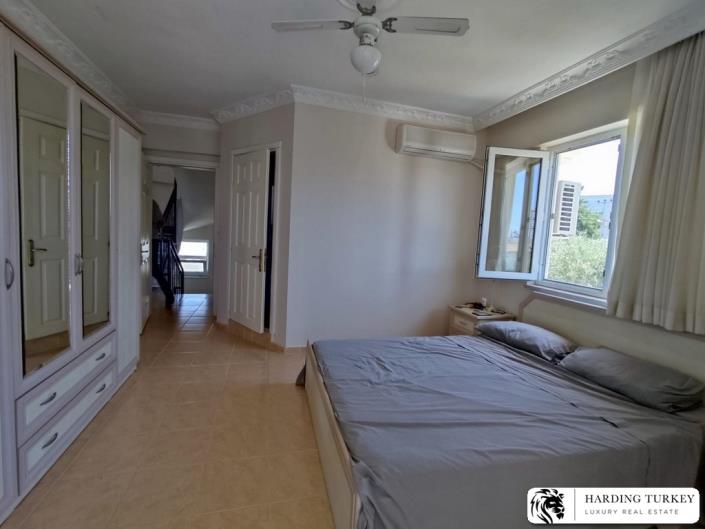 Image No.27-4 Bed Villa / Detached for sale