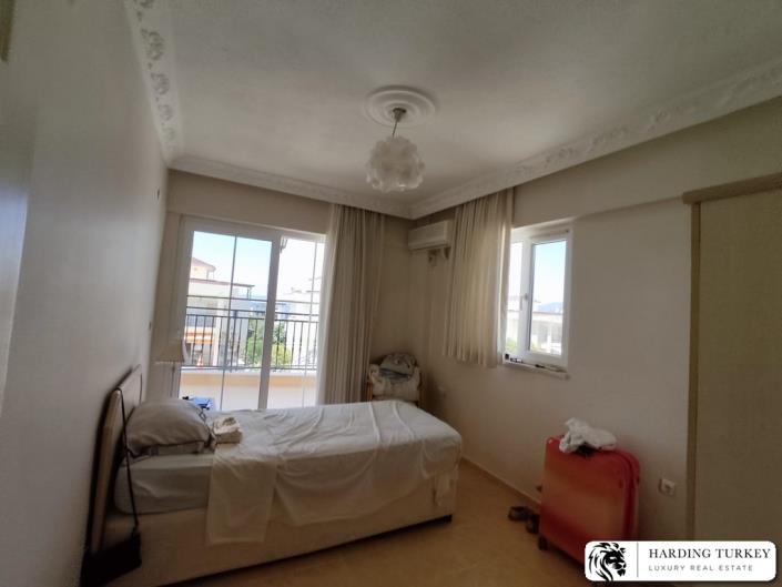 Image No.42-4 Bed Villa / Detached for sale