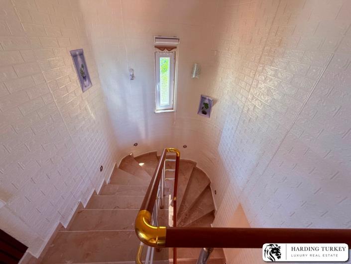 Image No.20-4 Bed Villa / Detached for sale