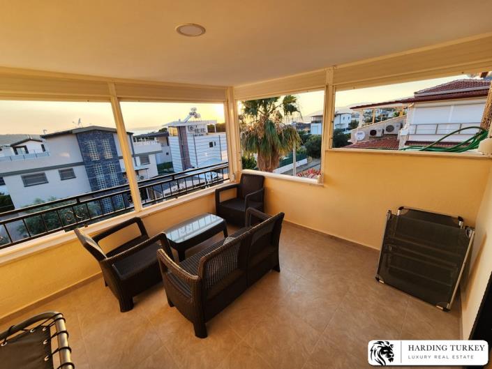 Image No.21-4 Bed Semi-Detached for sale