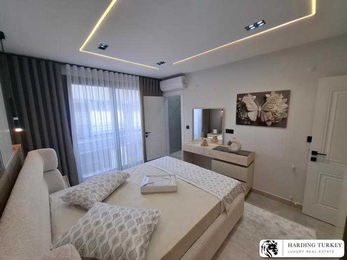Image No.18-3 Bed Semi-Detached for sale