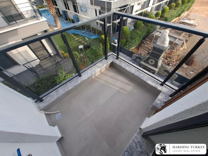 Image No.26-3 Bed Semi-Detached for sale