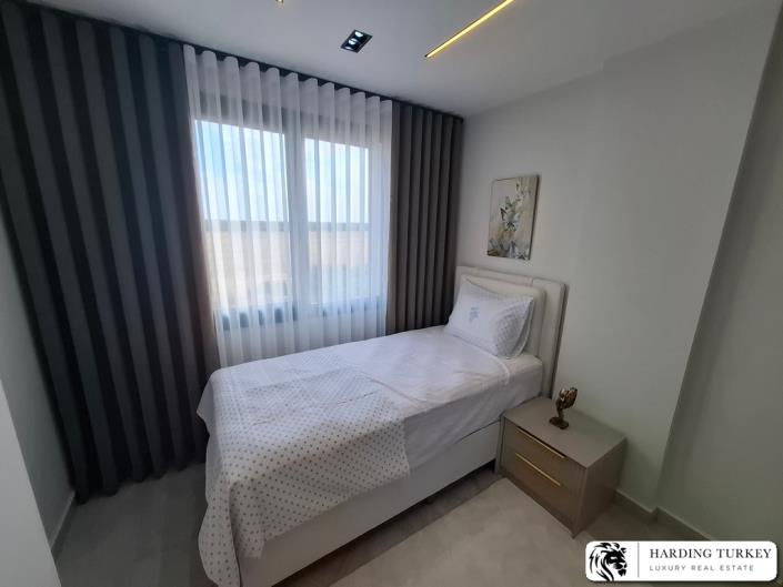 Image No.28-3 Bed Semi-Detached for sale