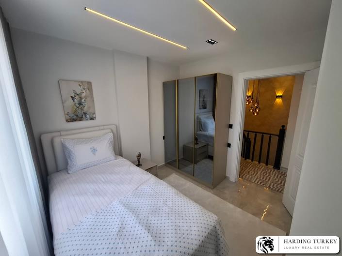 Image No.29-3 Bed Semi-Detached for sale