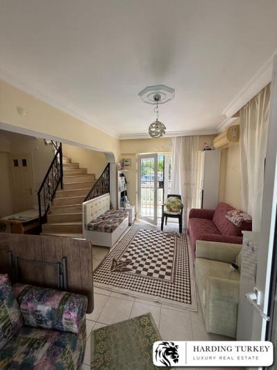 Image No.17-4 Bed Semi-Detached for sale