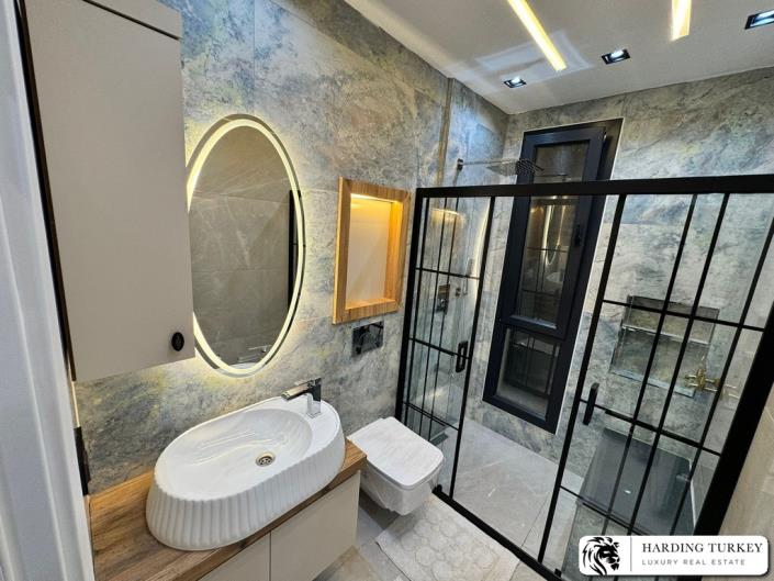 Image No.14-3 Bed Semi-Detached for sale
