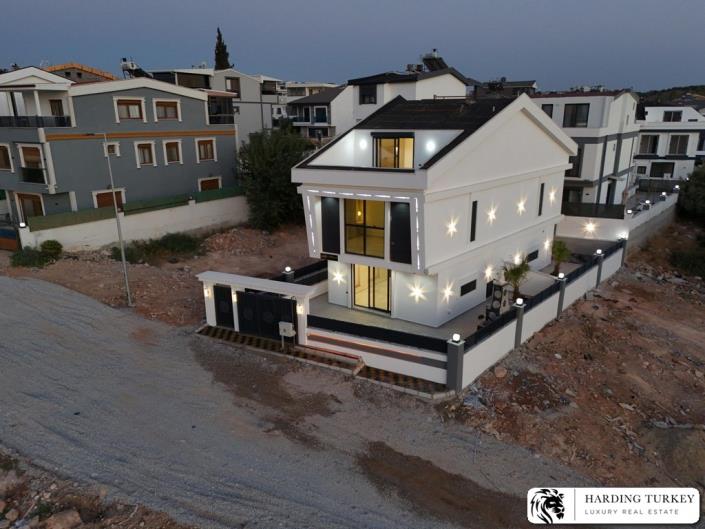 Image No.23-3 Bed Semi-Detached for sale