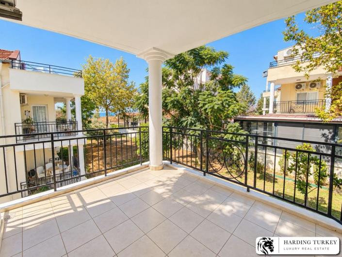 Image No.2-3 Bed Semi-Detached for sale