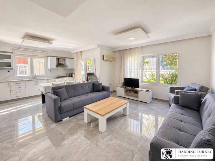 Image No.36-3 Bed Semi-Detached for sale
