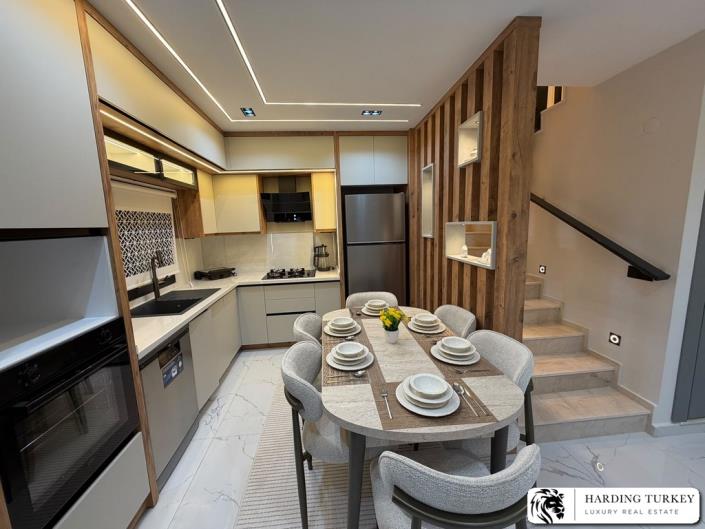 Image No.8-3 Bed Semi-Detached for sale