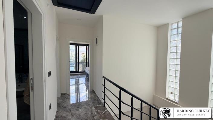 Image No.34-3 Bed Villa / Detached for sale