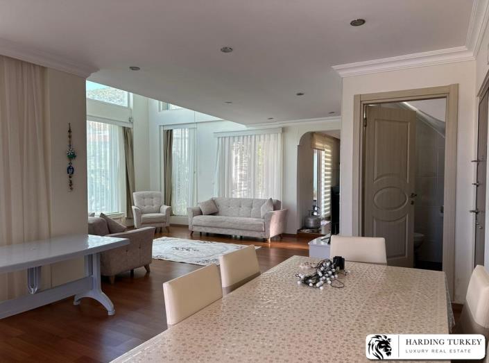Image No.3-3 Bed Villa / Detached for sale