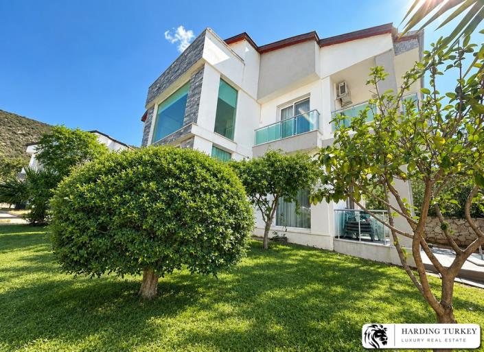 Image No.28-3 Bed Villa / Detached for sale