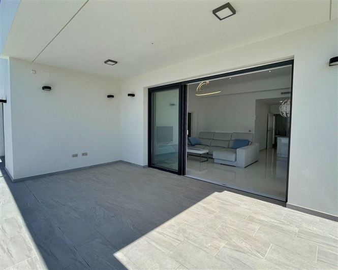 Image No.4-3 Bed Villa for sale