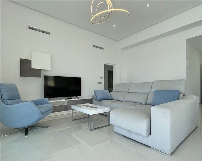 Image No.5-3 Bed Villa for sale