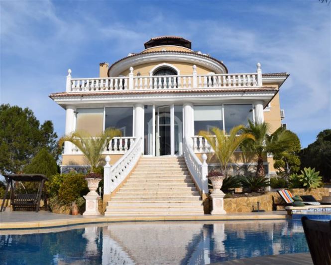 Image No.1-Villa de 5 chambres à vendre à Ciudad Quesada