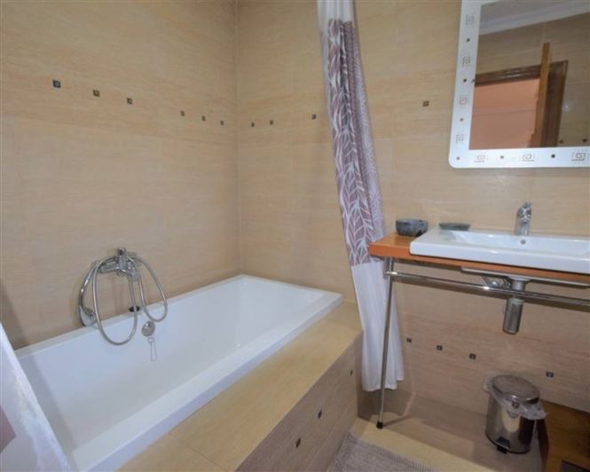 Image No.19-5 Bed Villa for sale