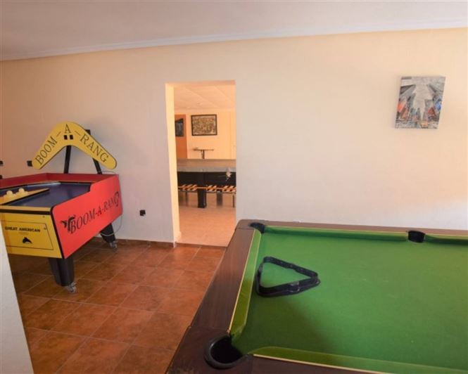 Image No.50-5 Bed Villa for sale